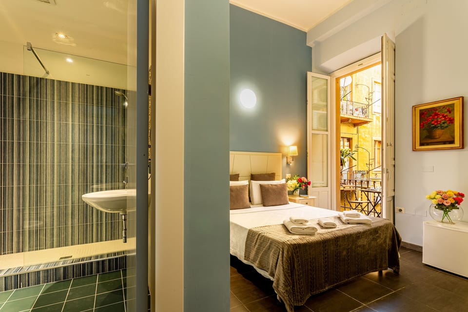 Comfort Double Room, 1 Bedroom, Refrigerator & Microwave, City View | Premium bedding, free minibar, desk, laptop workspace