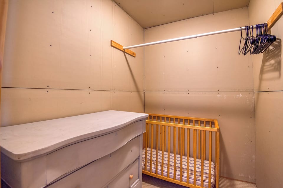 Main floor bedroom #1 - Mini nursery