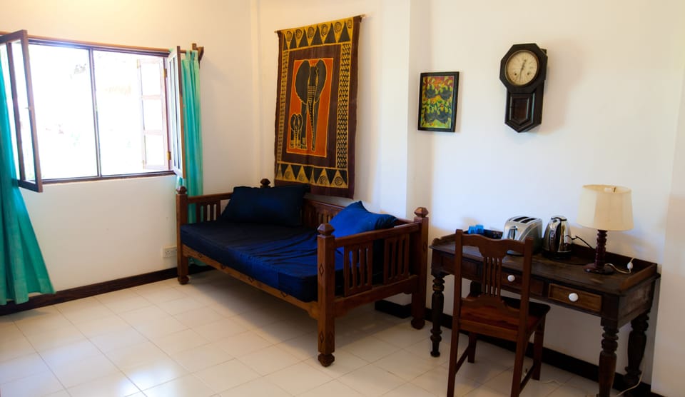 Family Cottage, 2 Bedrooms | Living area
