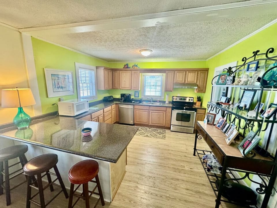 Fully stocked kitchen with all the necessities.