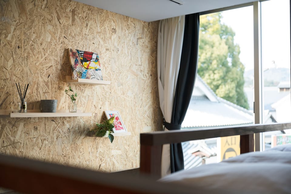 Basic Twin Room | WiFi (free), bed sheets