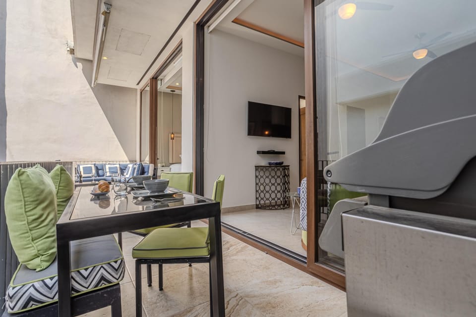 Penthouse - Image 8