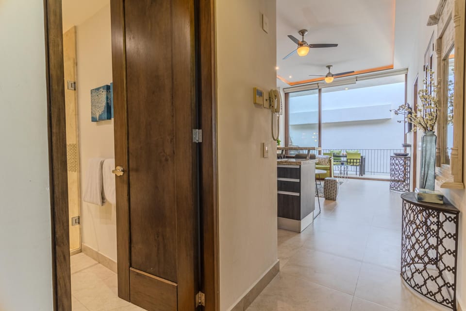 Penthouse - Image 21