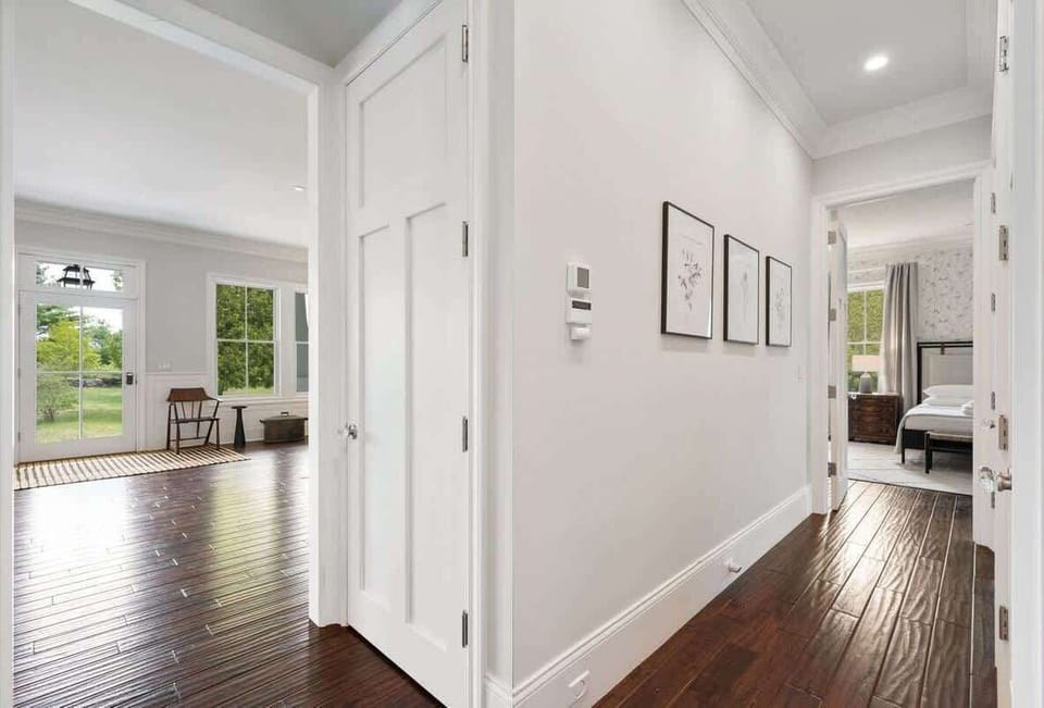 Lost Lane offers 3 beautifully appointed bedrooms, each designed to provide a restful and luxurious experience. 