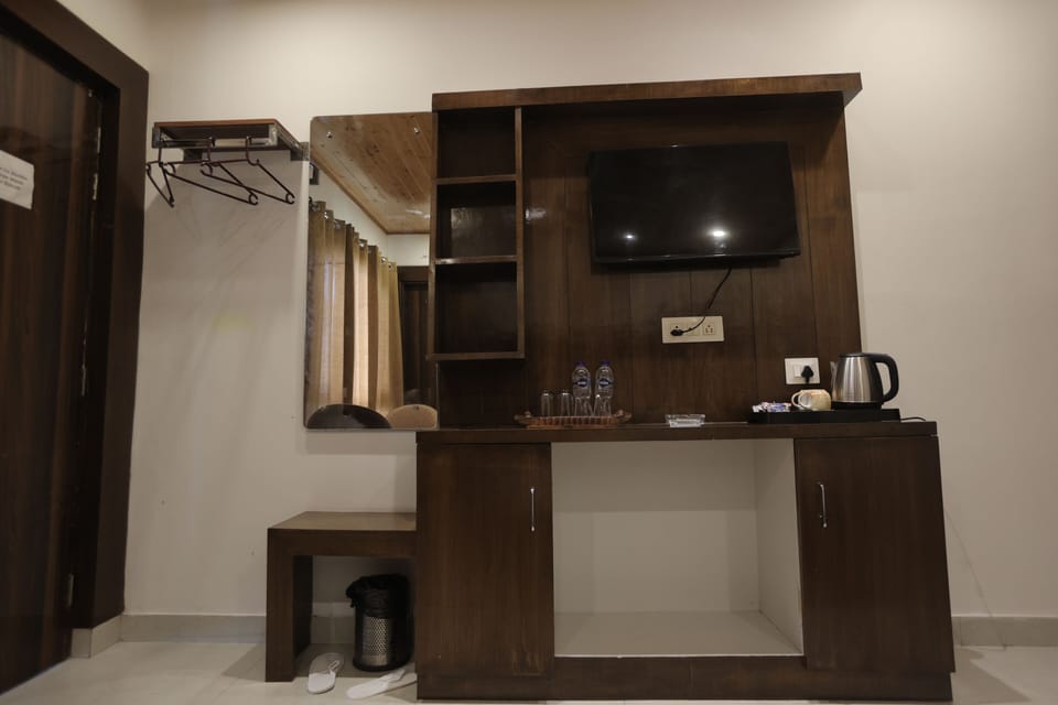 Superior Studio Suite | Premium bedding, down comforters, individually furnished