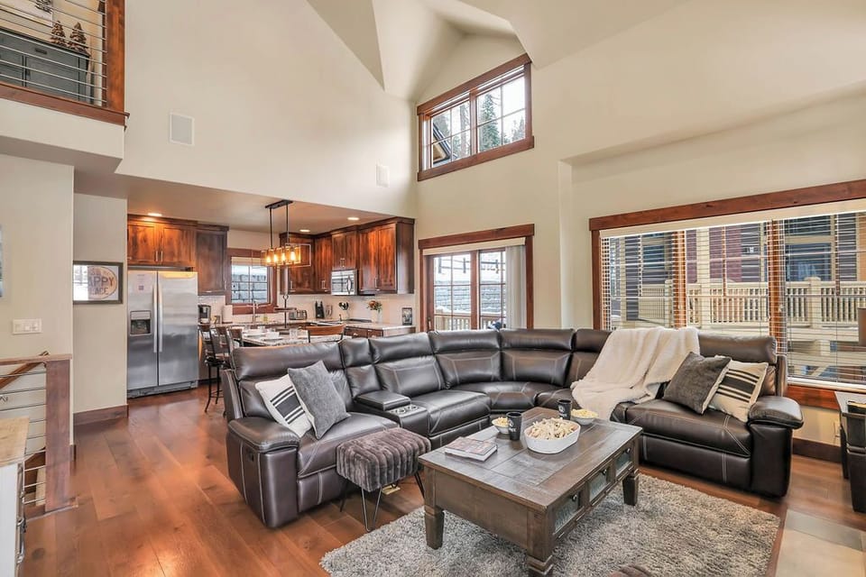 Open‑concept living, dining, and kitchen—everyone in one easy space.