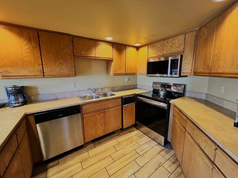 Fully Stocked Kitchen
