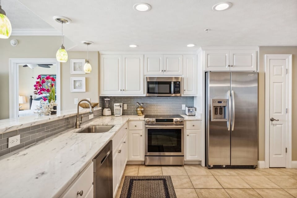 Fully stocked kitchen