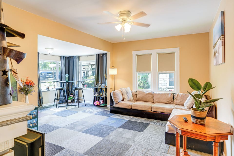 House (2 Bedrooms) | Interior