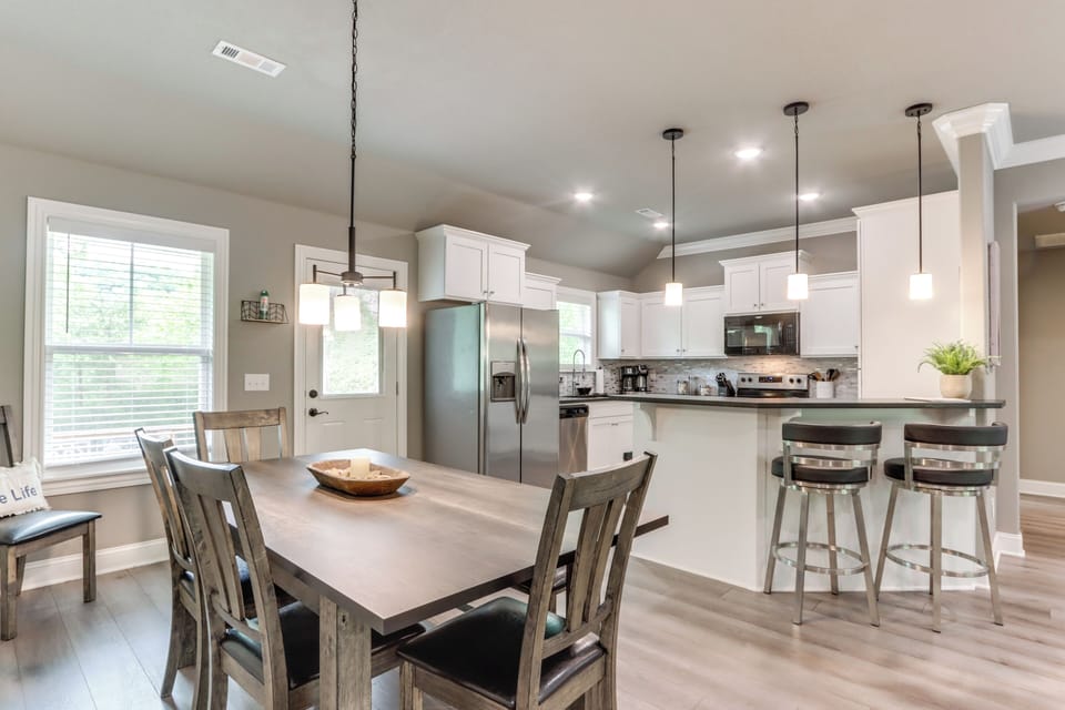 House (3 Bedrooms) | Interior