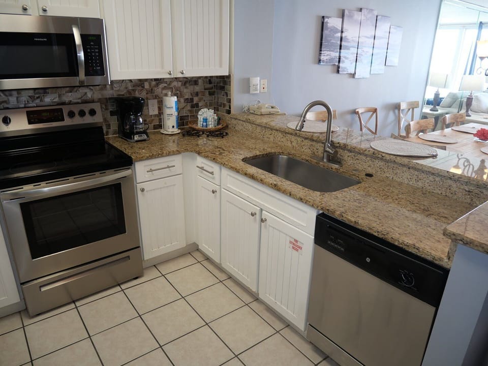 Condo, 2 Bedrooms | Private kitchen | Coffee/tea maker, fridge, toaster