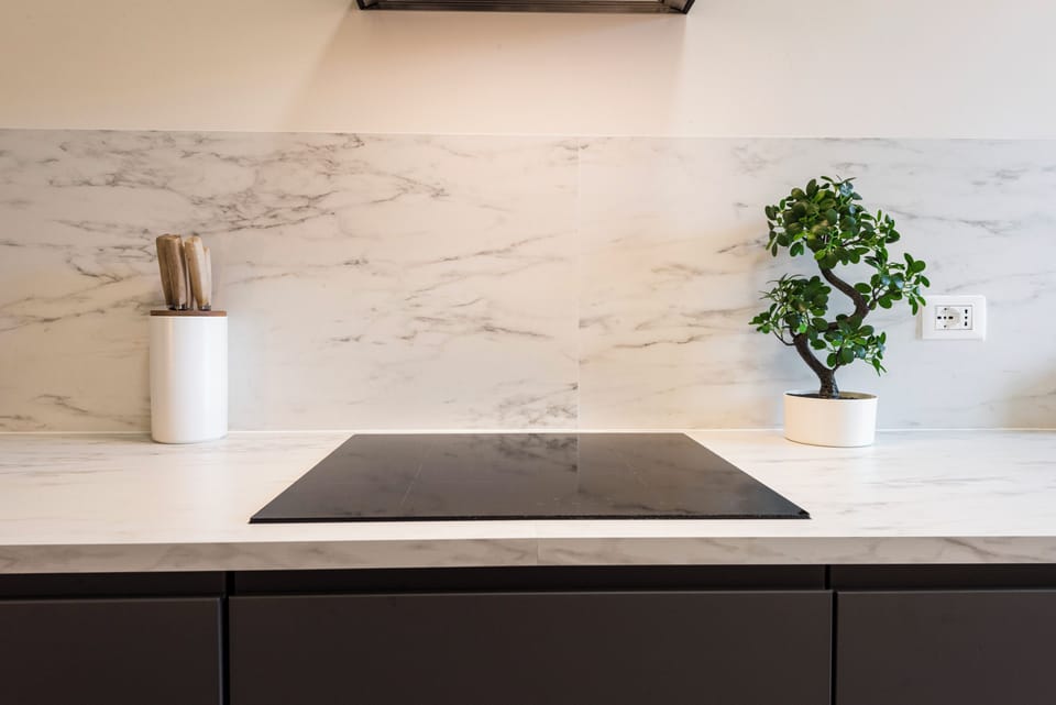 Comfort Apartment | Private kitchen | Fridge, stovetop, dishwasher, cookware/dishes/utensils