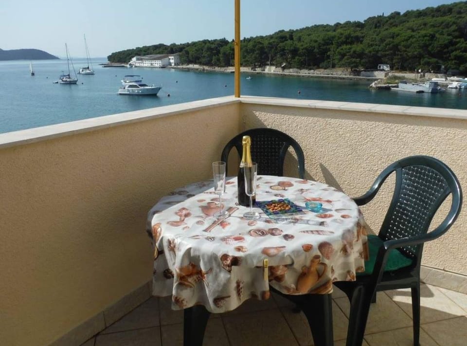 Apartment (One Bedroom Apartment with Terrace Se) | View from room