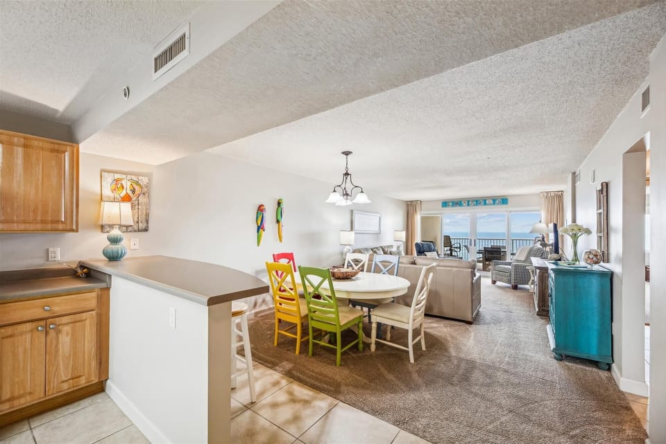 Sandy Key 436 Interior Kitchen-128899006