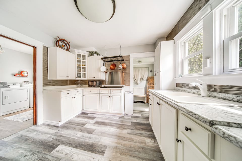 Kitchenette | 1st Floor