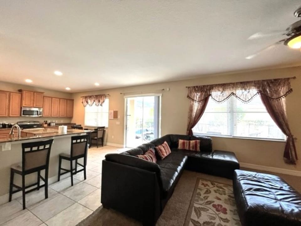 Family Room/Kitchen