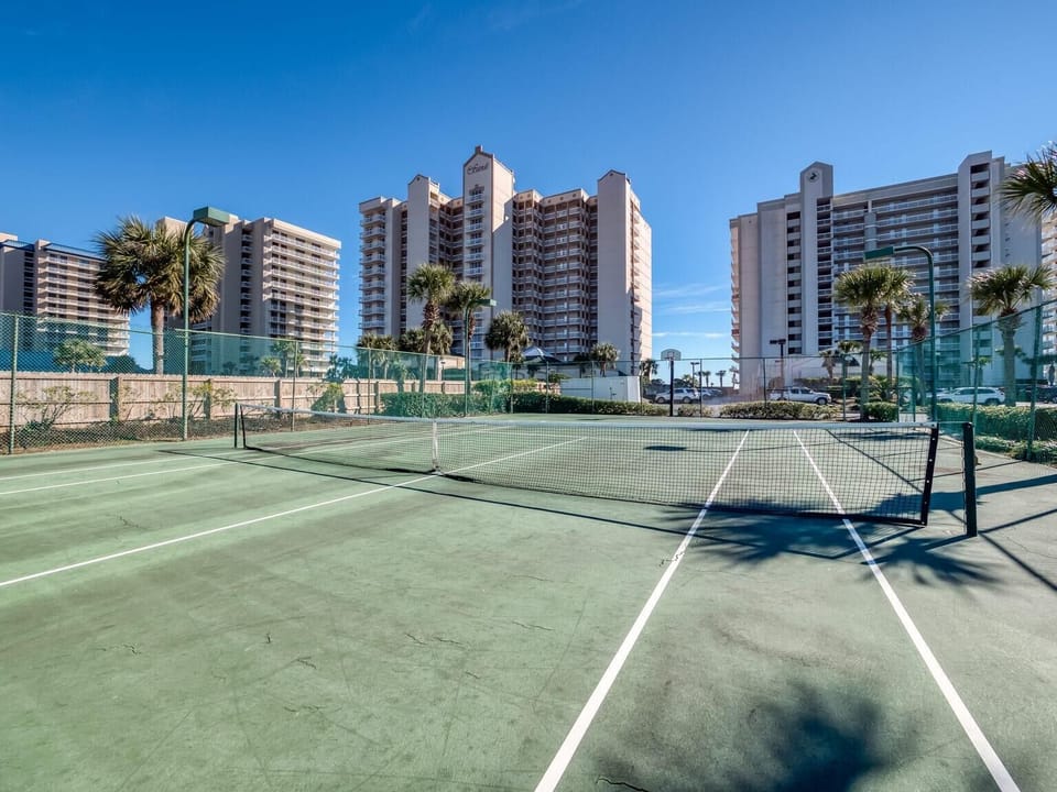 Condo, Multiple Beds (Pelican Pointe 1505) | Sport court