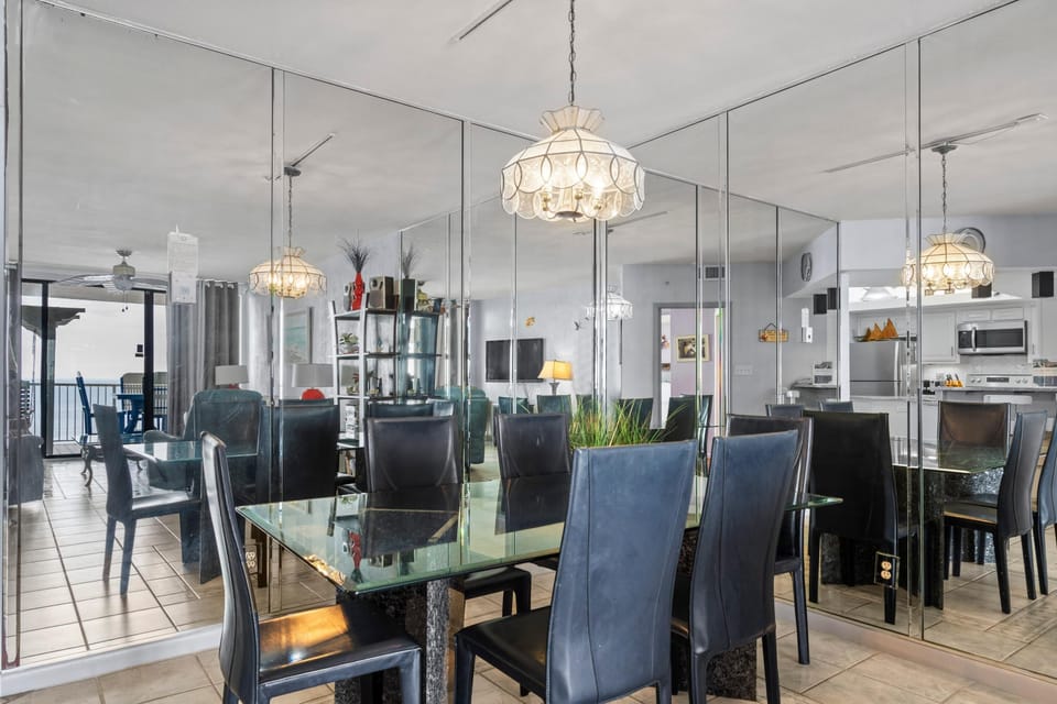 Condo, Multiple Beds (Summer House 1405A) | Dining