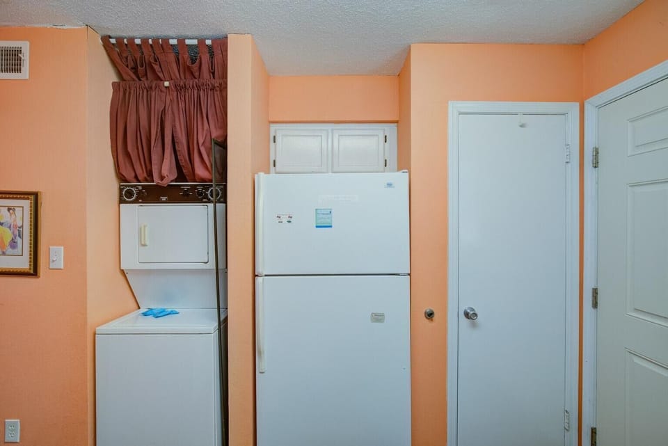 Condo, 2 Queen Beds (Lani Kai 103) | Interior
