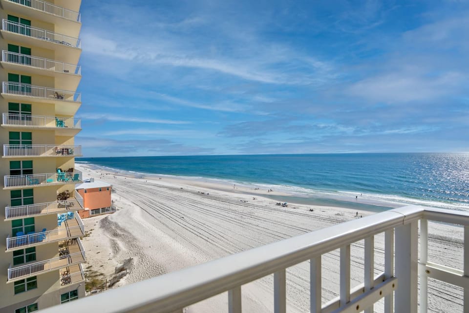 Condo, Multiple Beds (Crystal Shores W 301) | Property grounds