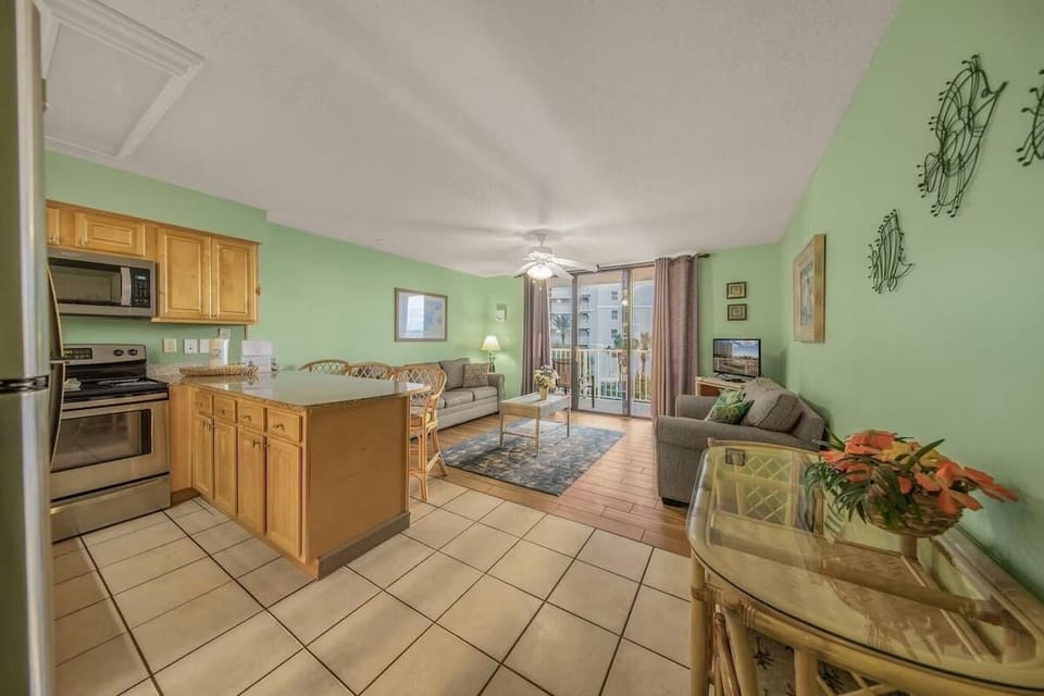 Condo, Multiple Beds (Seaside Beach & Racquet 4311) | Living area