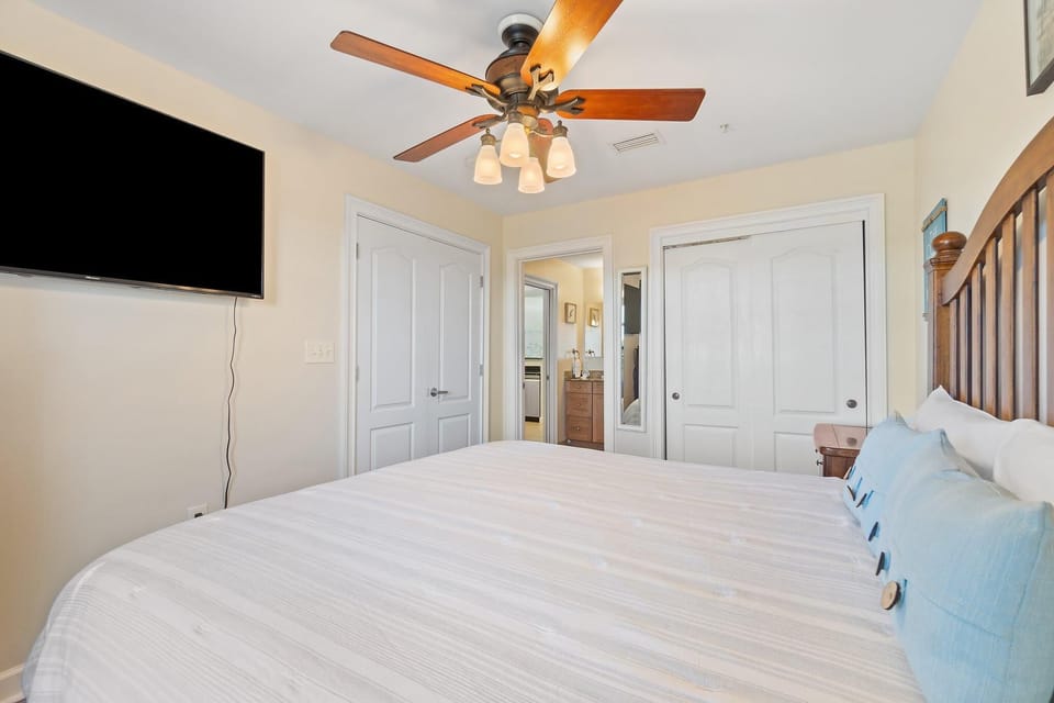 Condo, Multiple Beds (The Indies 303) | 3 bedrooms, iron/ironing board