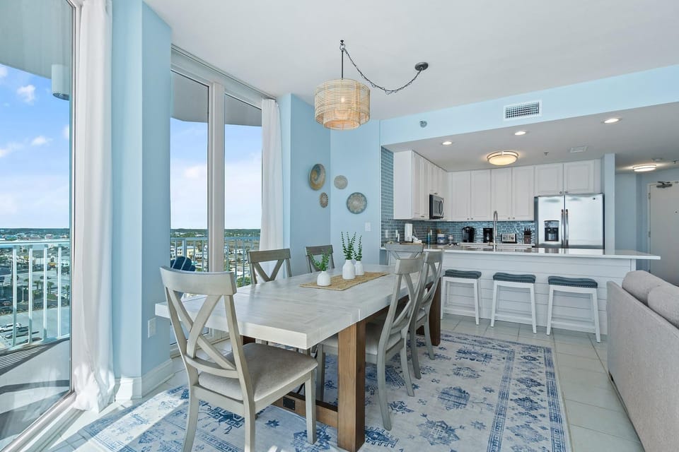 Condo, Multiple Beds (Lighthouse 918) | Dining