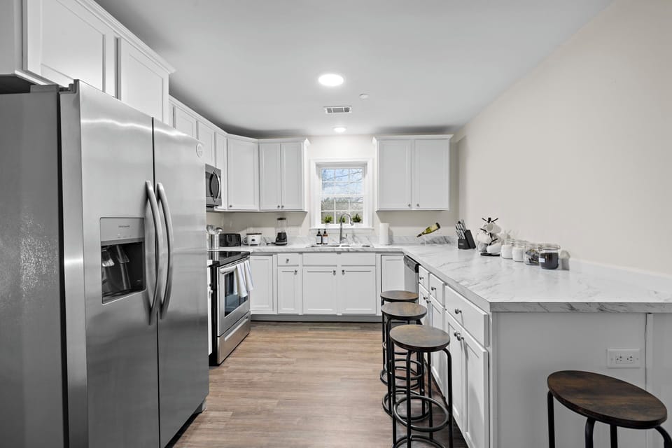Fully loaded kitchen