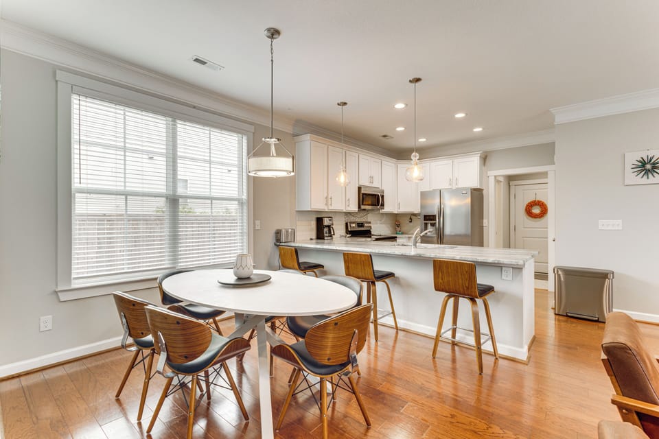 Kitchen & Dining Area | Central Air Conditioning & Heating | 1st Floor