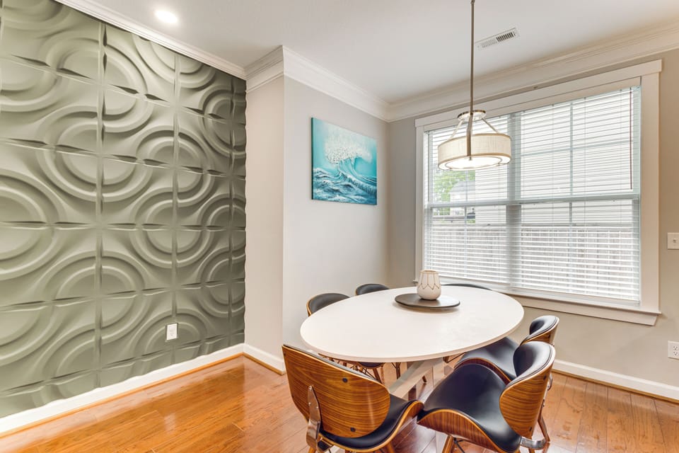 Dining Area | Dishware & Flatware Provided | Breakfast Bar | 1st Floor