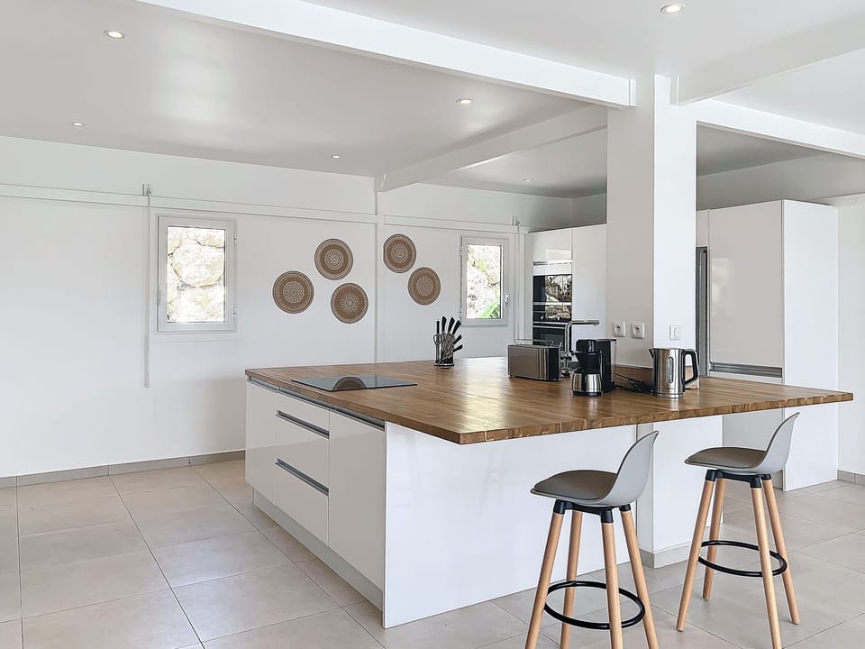 Comfort Villa | Private kitchen | Electric kettle