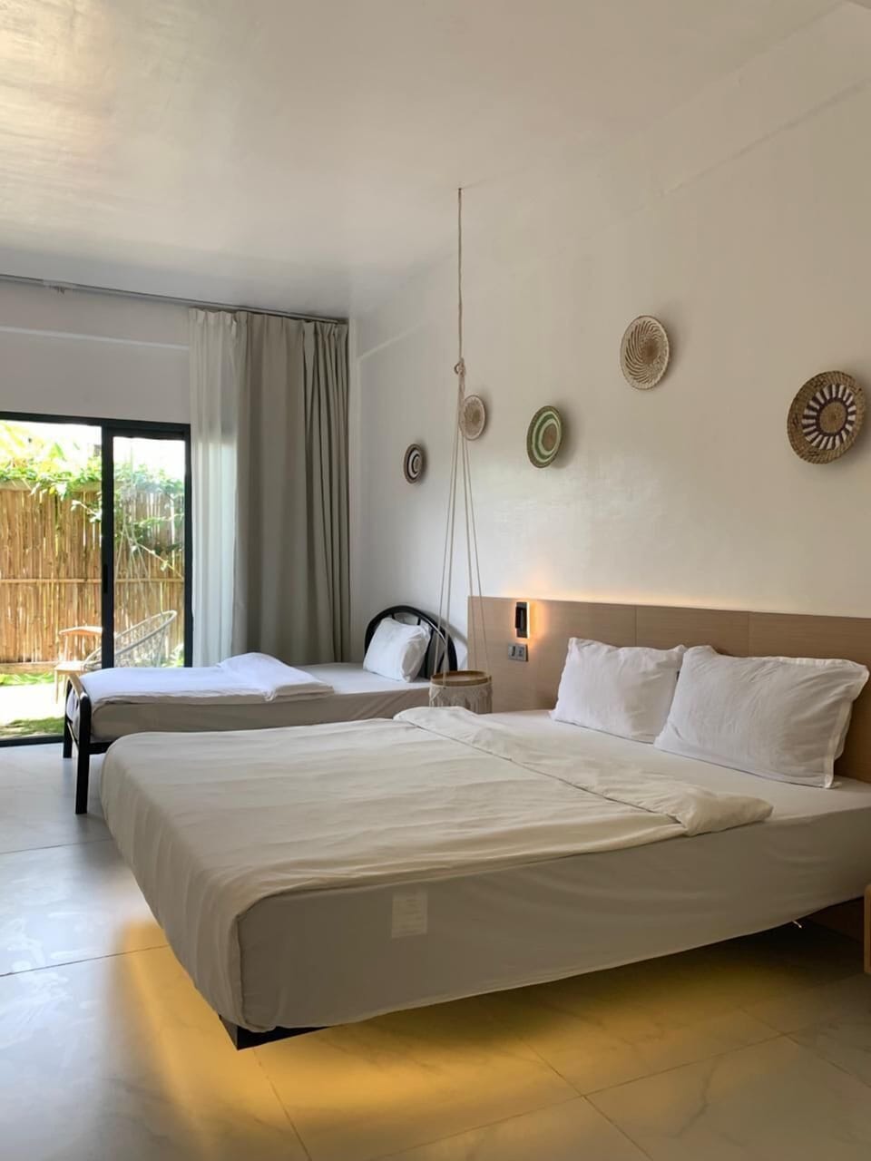 Deluxe Room, Multiple Beds, Garden View, Garden Area | Hypo-allergenic bedding, desk, soundproofing, free WiFi