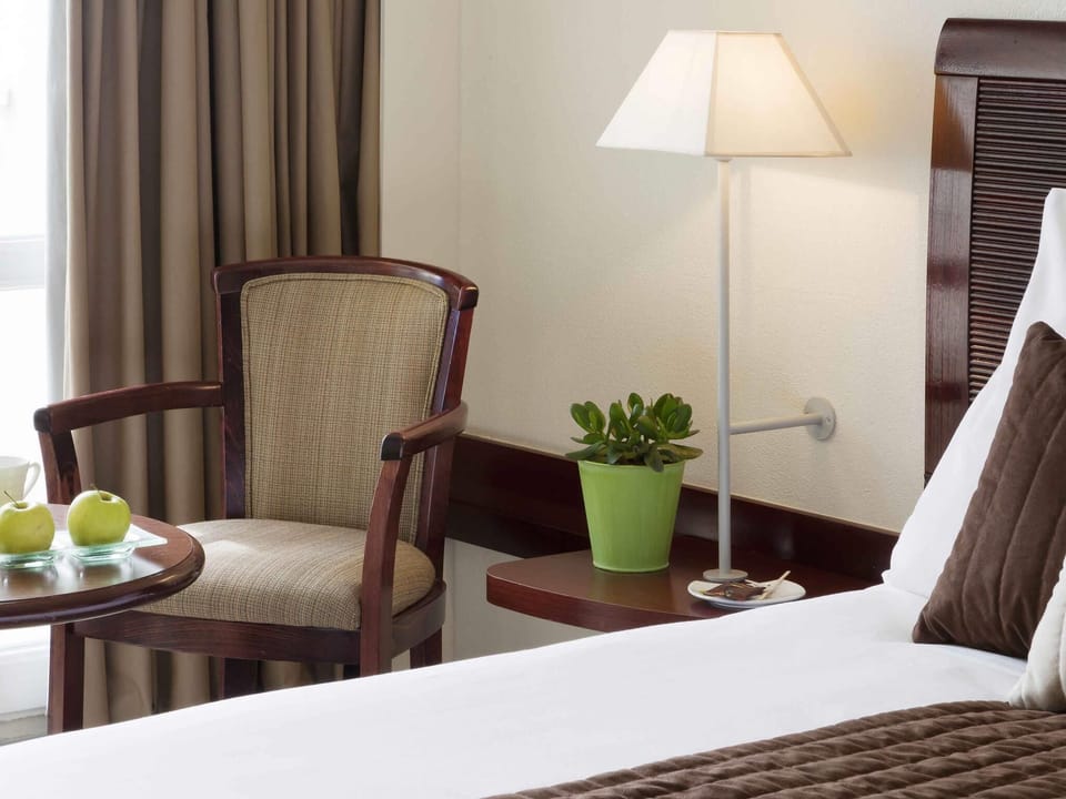 Minibar, in-room safe, desk, blackout drapes