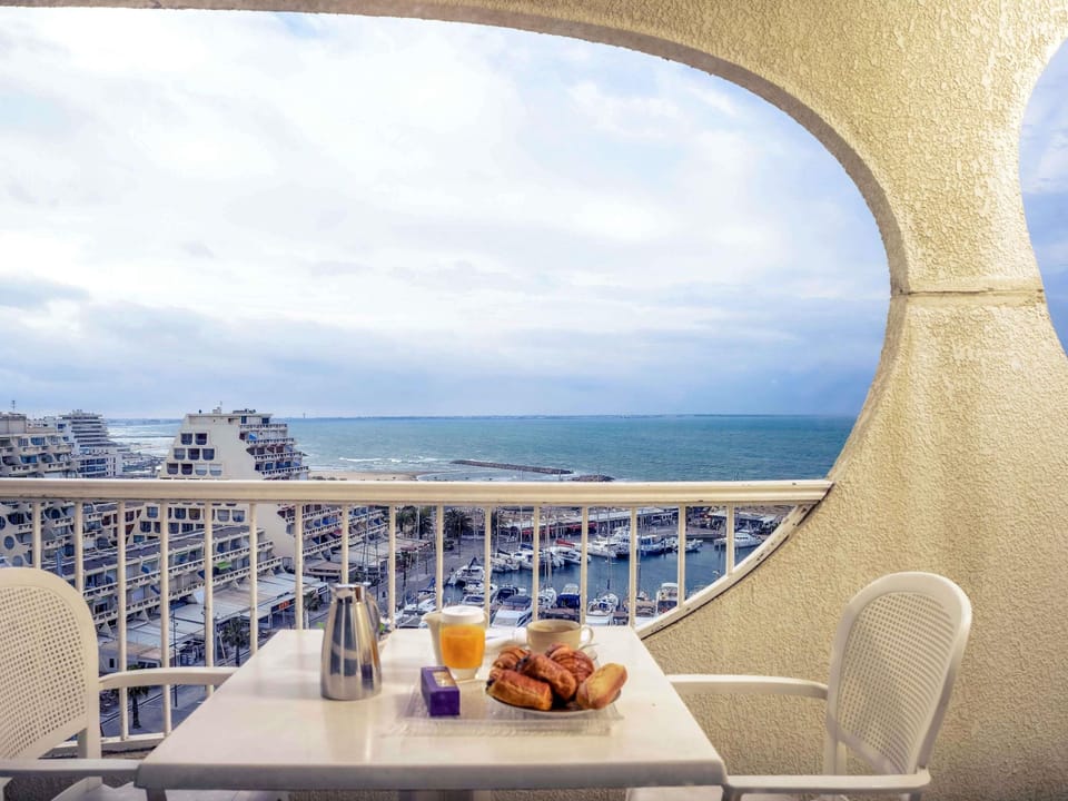 Mercure Grande Motte Port Hotel in La Grande-Motte