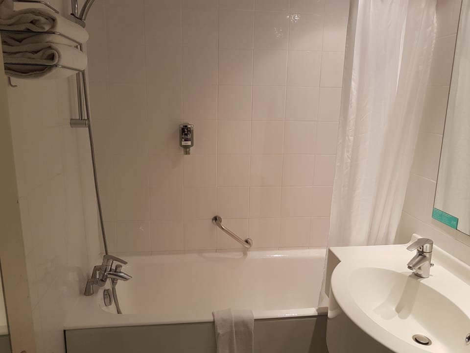 Eco-friendly toiletries, hair dryer, towels