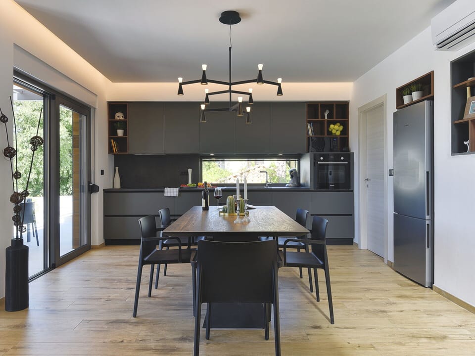 Villa | Private kitchen | Electric kettle, toaster