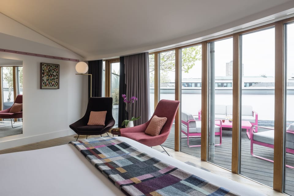 Rooftop Signature Room | Egyptian cotton sheets, premium bedding, in-room safe