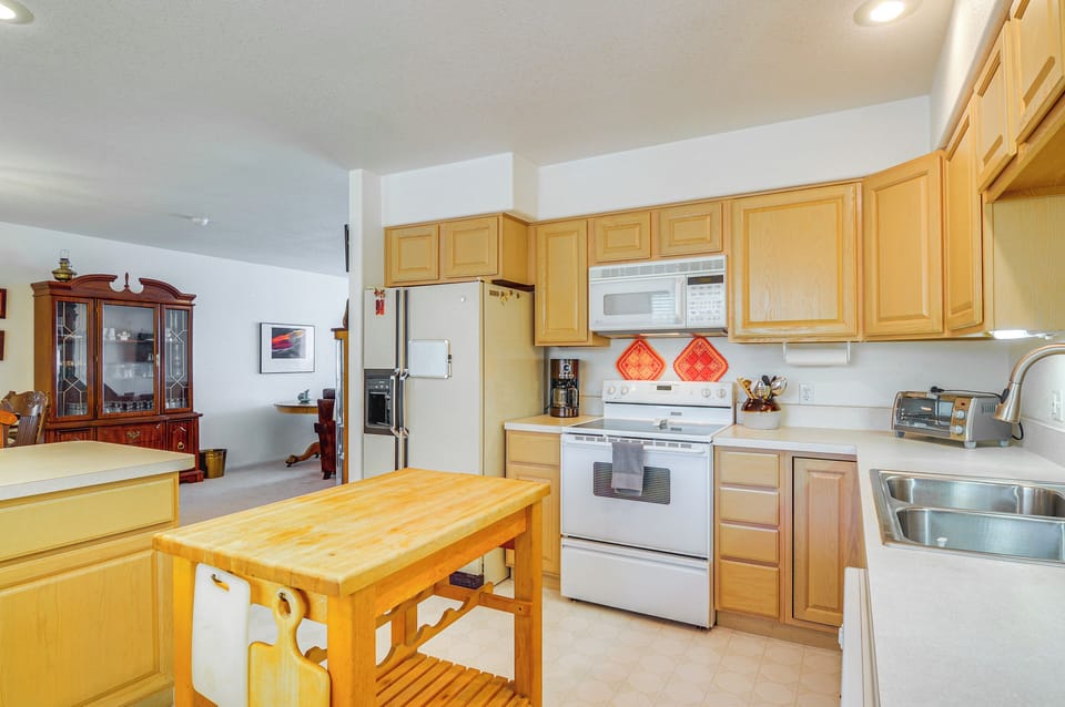 Kitchen | Drip Coffee Maker