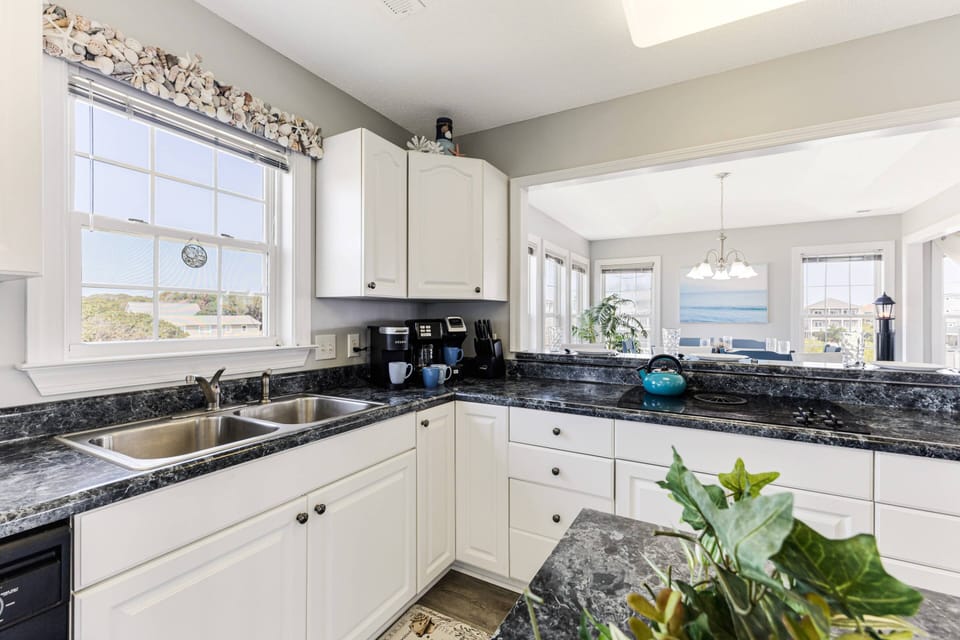 Enjoy your coffee with a single-serve pod system or a classic drip coffee maker.