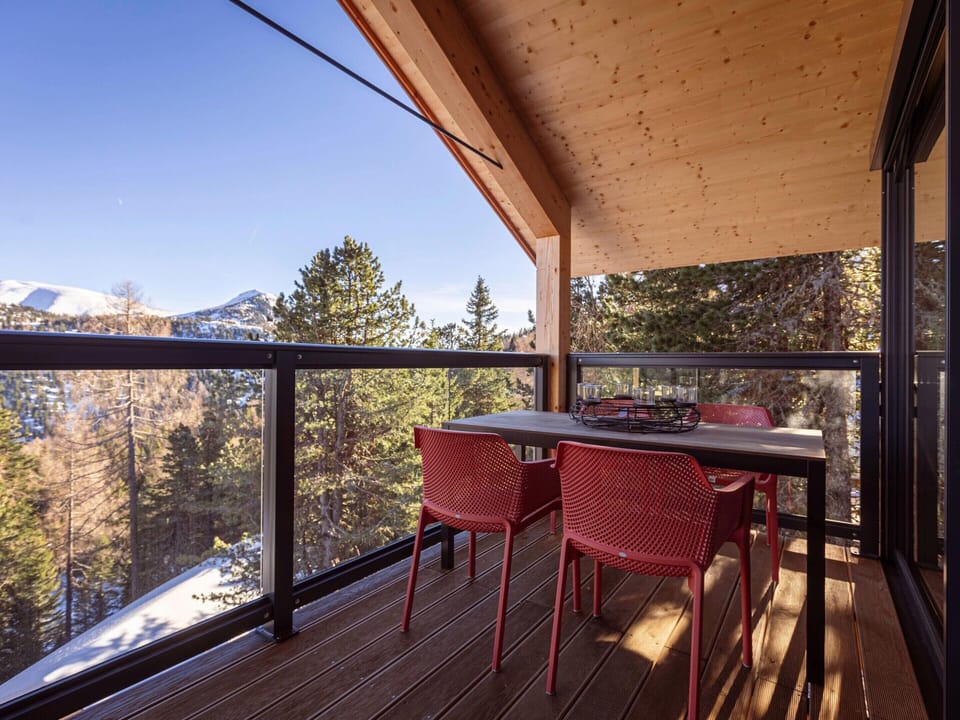 Chalet | Dining