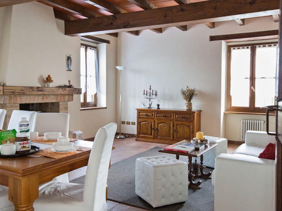 House | Dining