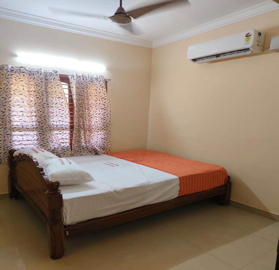 Deluxe Apartment | 2 bedrooms, hypo-allergenic bedding, desk, free WiFi