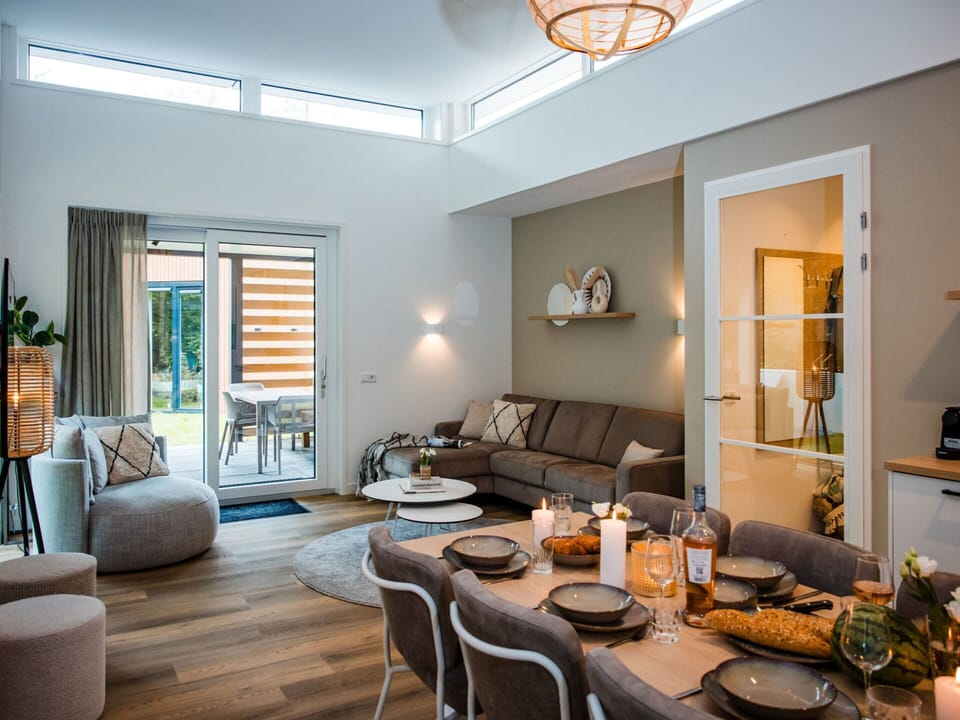 House | Dining
