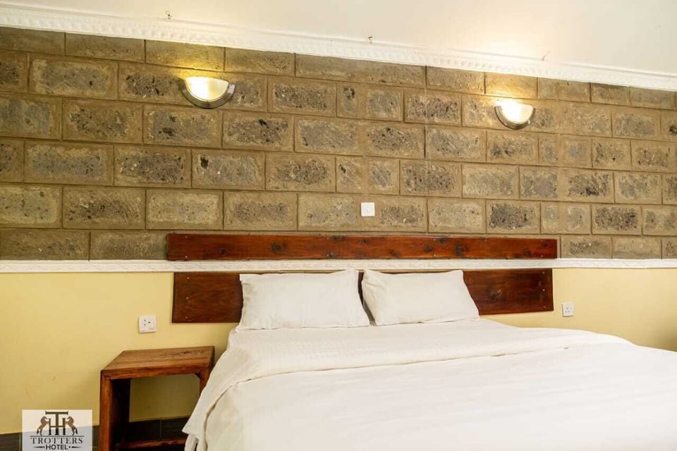 Economy Single Room, Balcony, Garden View | Terrace/patio