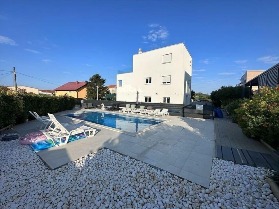 Holiday Home Swimming Pool