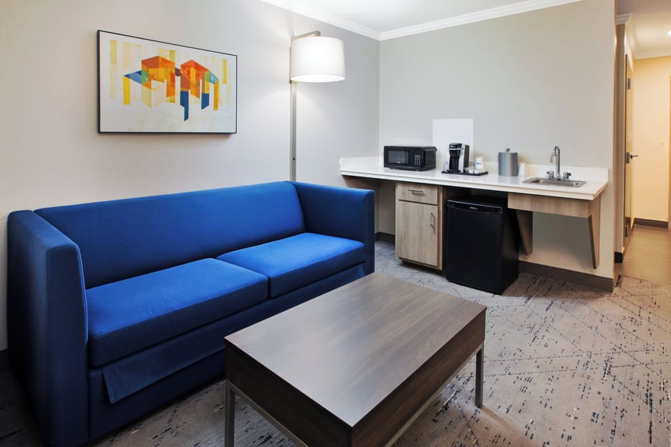 Desk, iron/ironing board, free cribs/infant beds, free WiFi