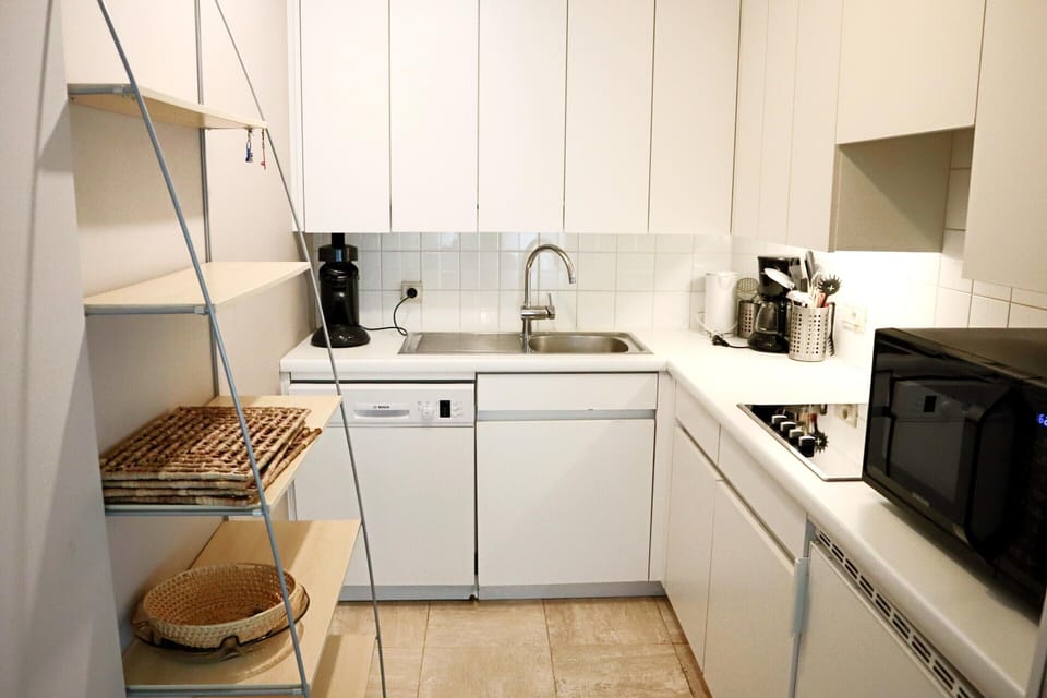 Apartment | Private kitchen | Highchair