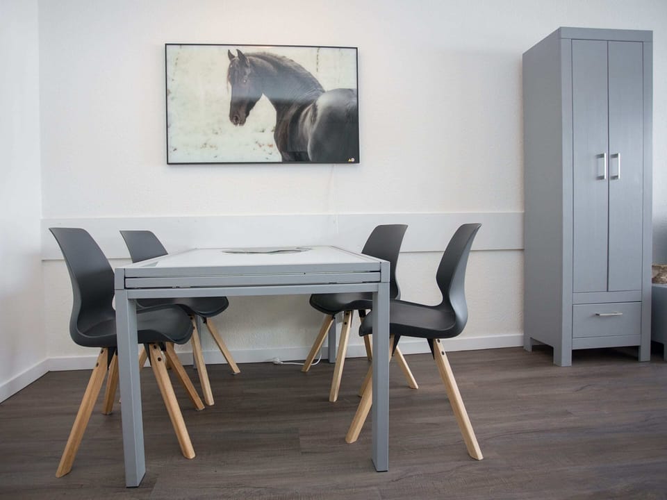 Apartment | Dining