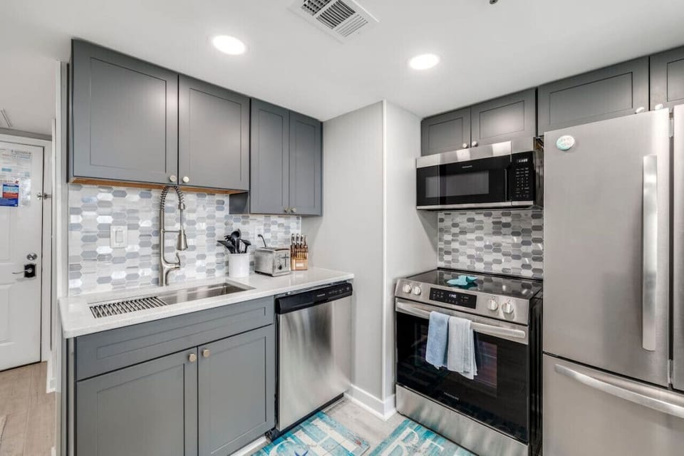 Well Equipped Kitchen!