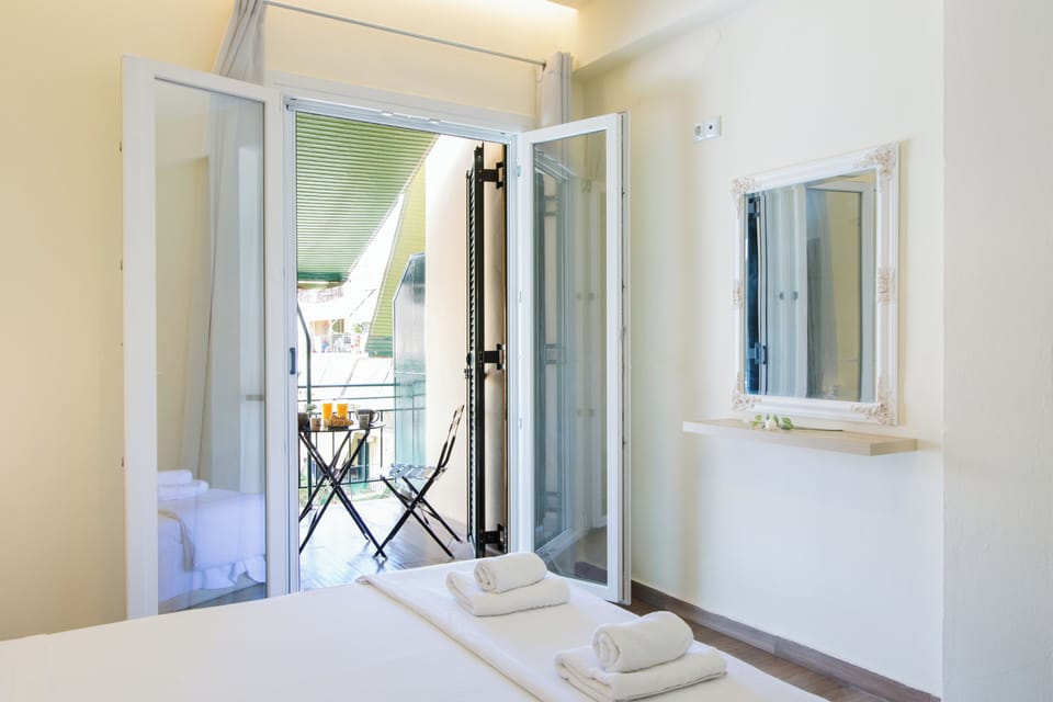 City Apartment | 2 bedrooms, iron/ironing board, free WiFi, bed sheets